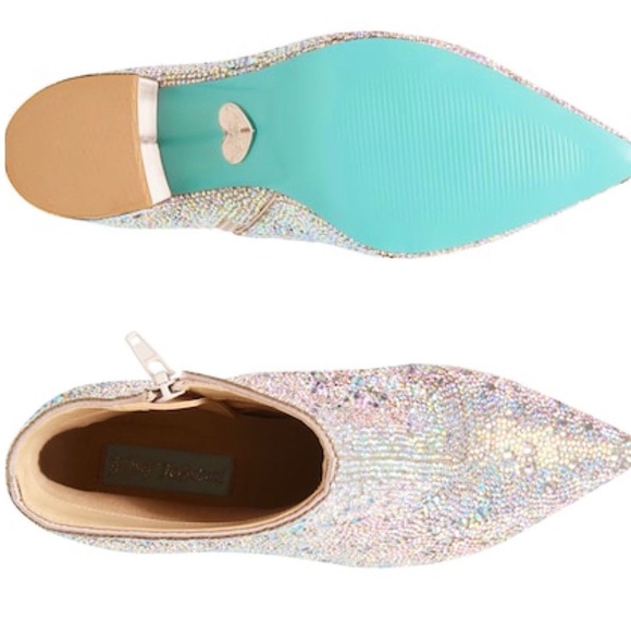 BETSEY JOHNSON KYLA BOOTIE RHINESTONE - Picture 2 of 8